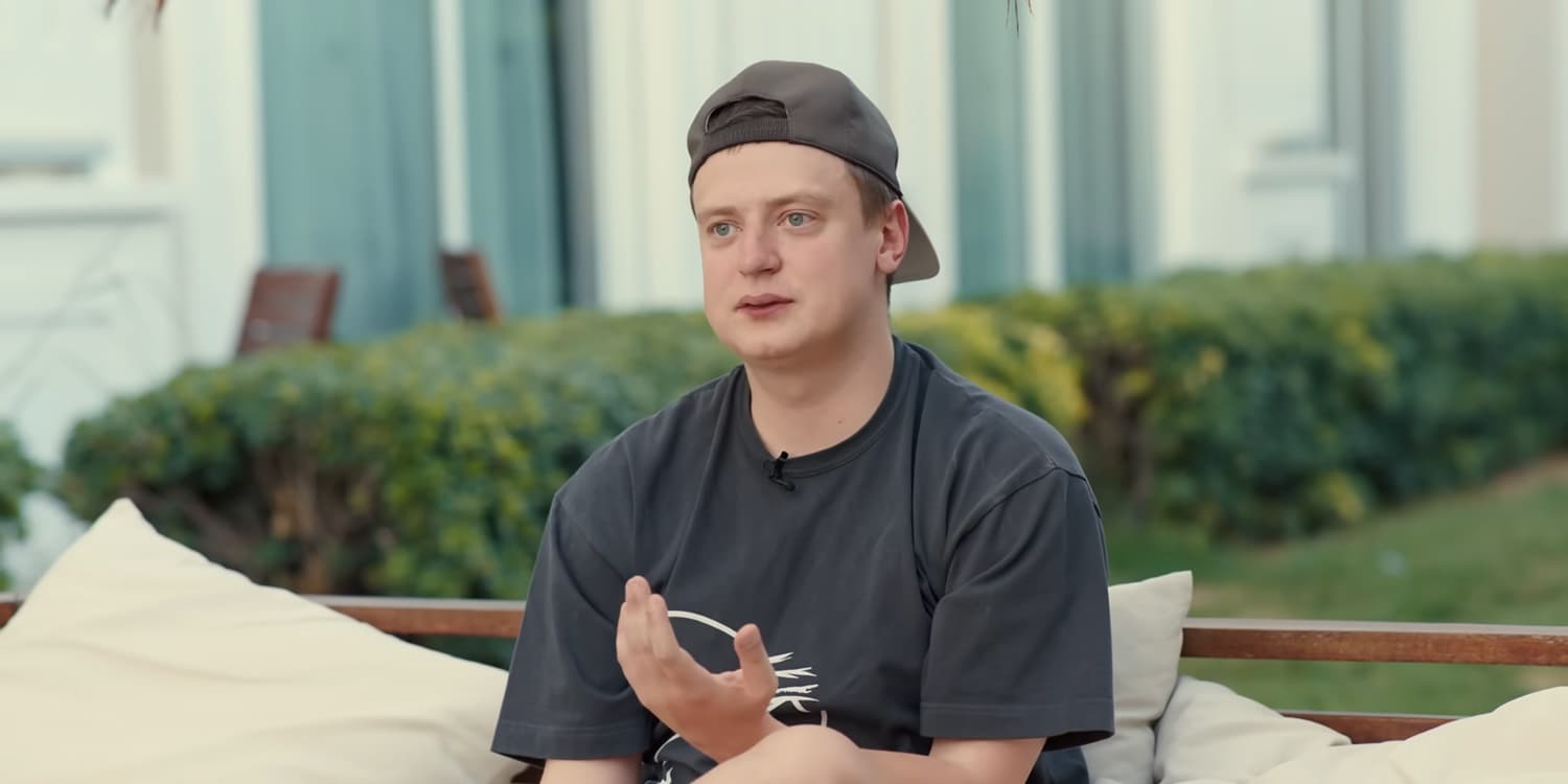 Кто такой Мелстрой и сколько он потратил на свою популярность?